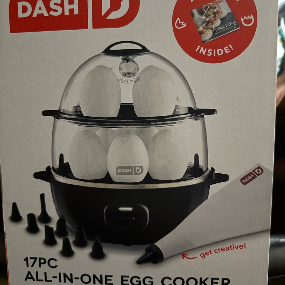 DASH Egg Cooker - Picture 3 of 5